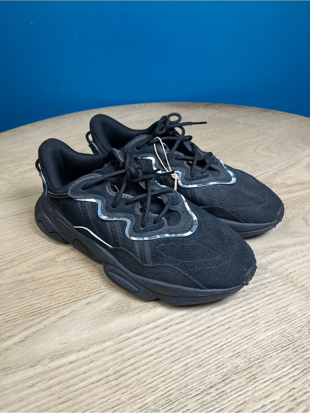 New! adidas Women’s Ozweego Floral Edges Chunky Black Casual Sneakers Size 8